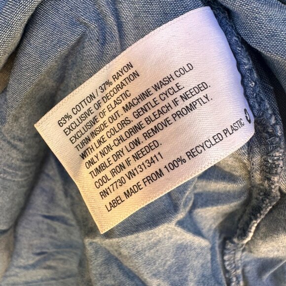 Off-The-Shoulder Chambray Dress With Floral Embroidery & Smocked Bodice Size S X - Picture 9 of 10